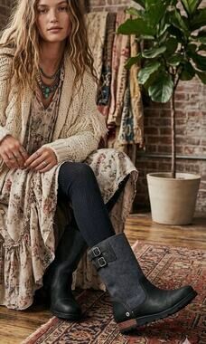 Sorel Major Pull-On Grill/Quarry Leather Buckle Wedge Boot 9 NWOT